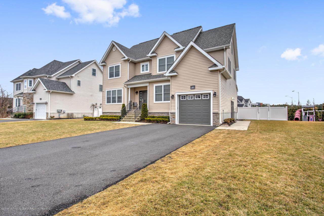 10 Walker Drive - Photo 1