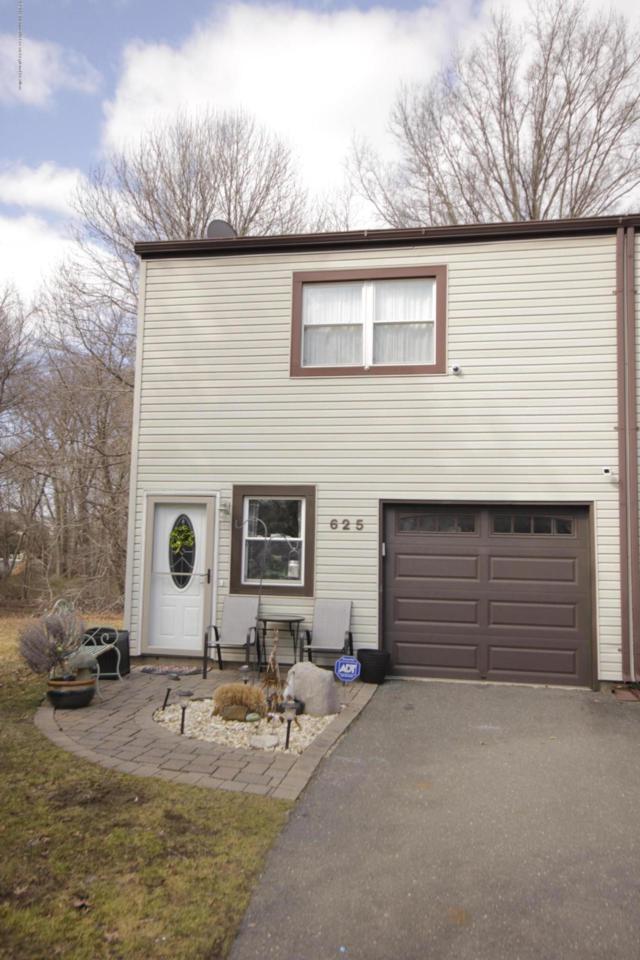 625 Randall Way - Photo 1