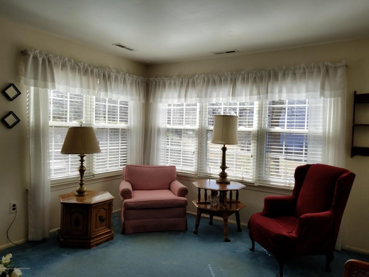 7 Boxwood Terrace - Photo 1