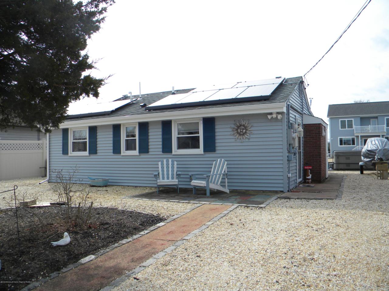 214 Pine Drive - Photo 1