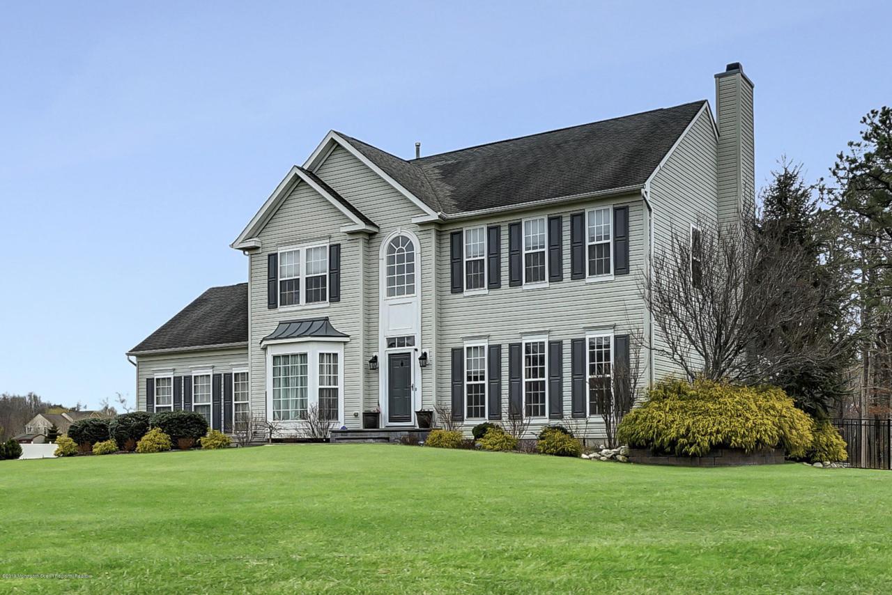 5 Reagan Drive - Photo 1