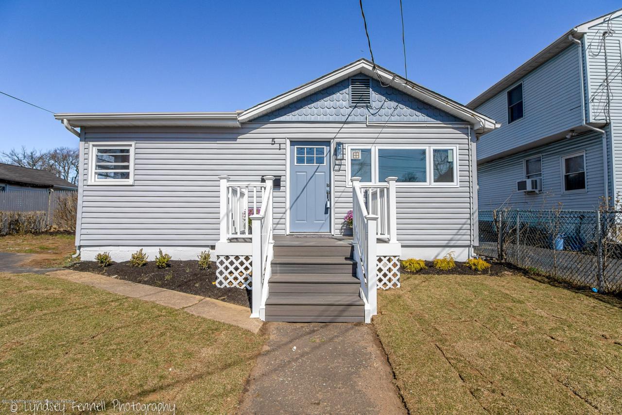 51 Pacific Boulevard - Photo 1