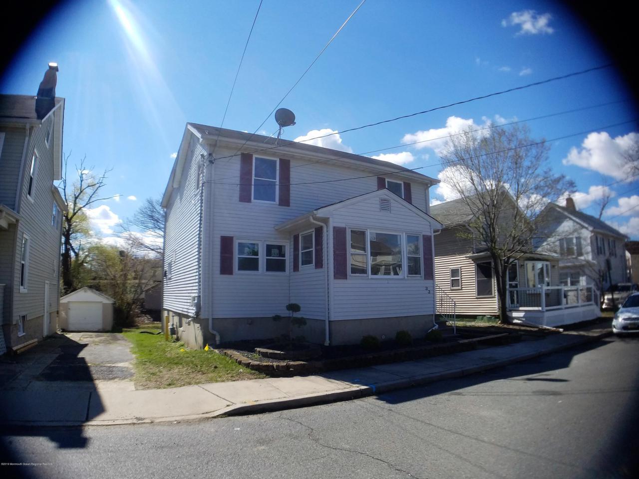 33 Oak Street - Photo 1