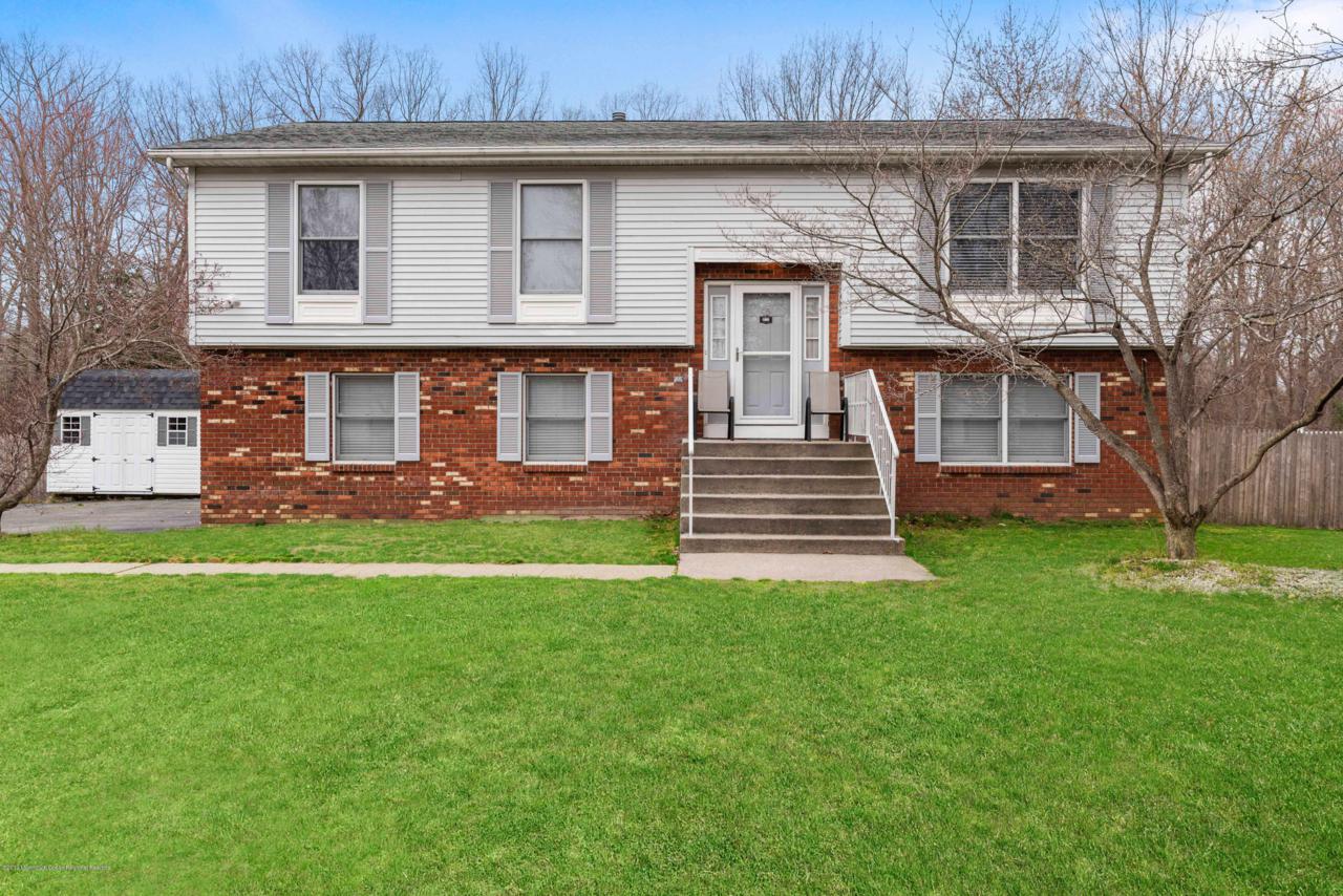35 Hickory Hill Road - Photo 1