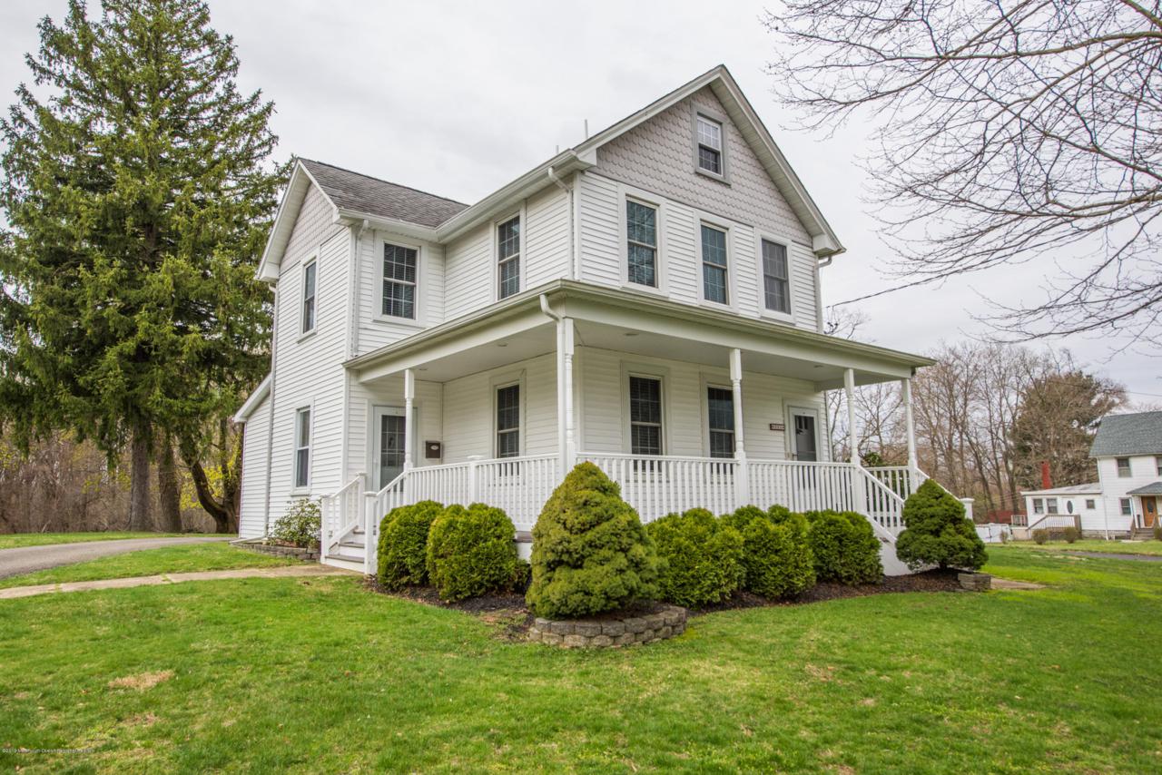 325 Buckelew Avenue - Photo 1