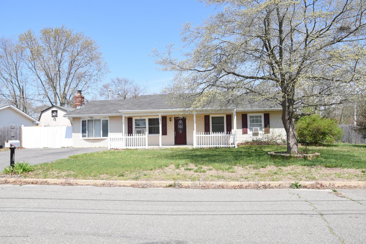 104 Cactus Drive - Photo 1