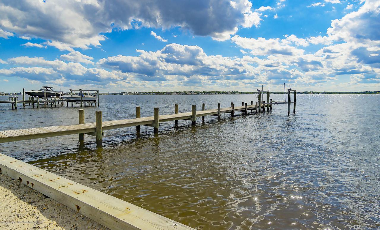 149 Shore Drive - Photo 1