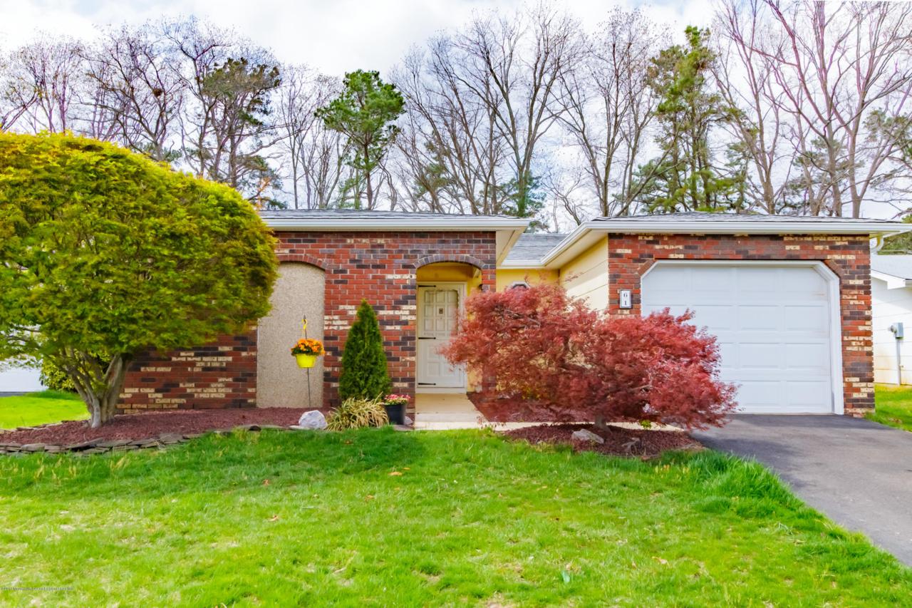 61 Markham Road - Photo 1