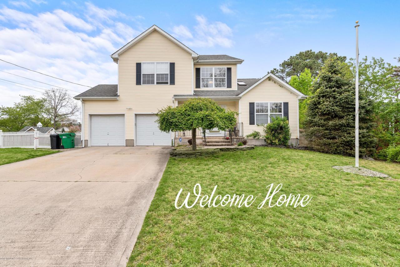 1917 11th Avenue - Photo 1