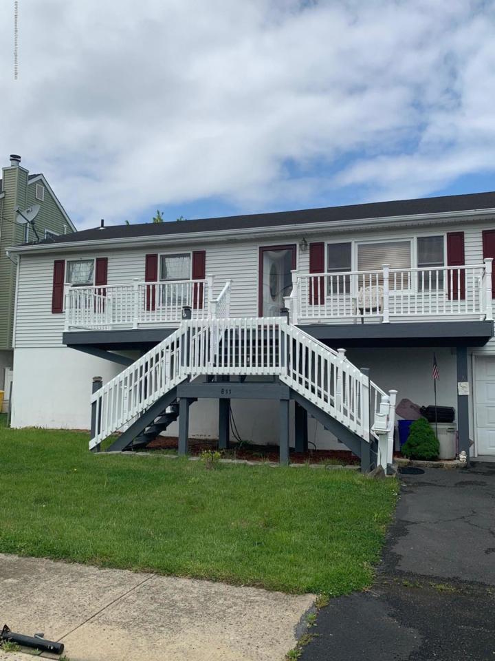 811 Bayview Avenue - Photo 1