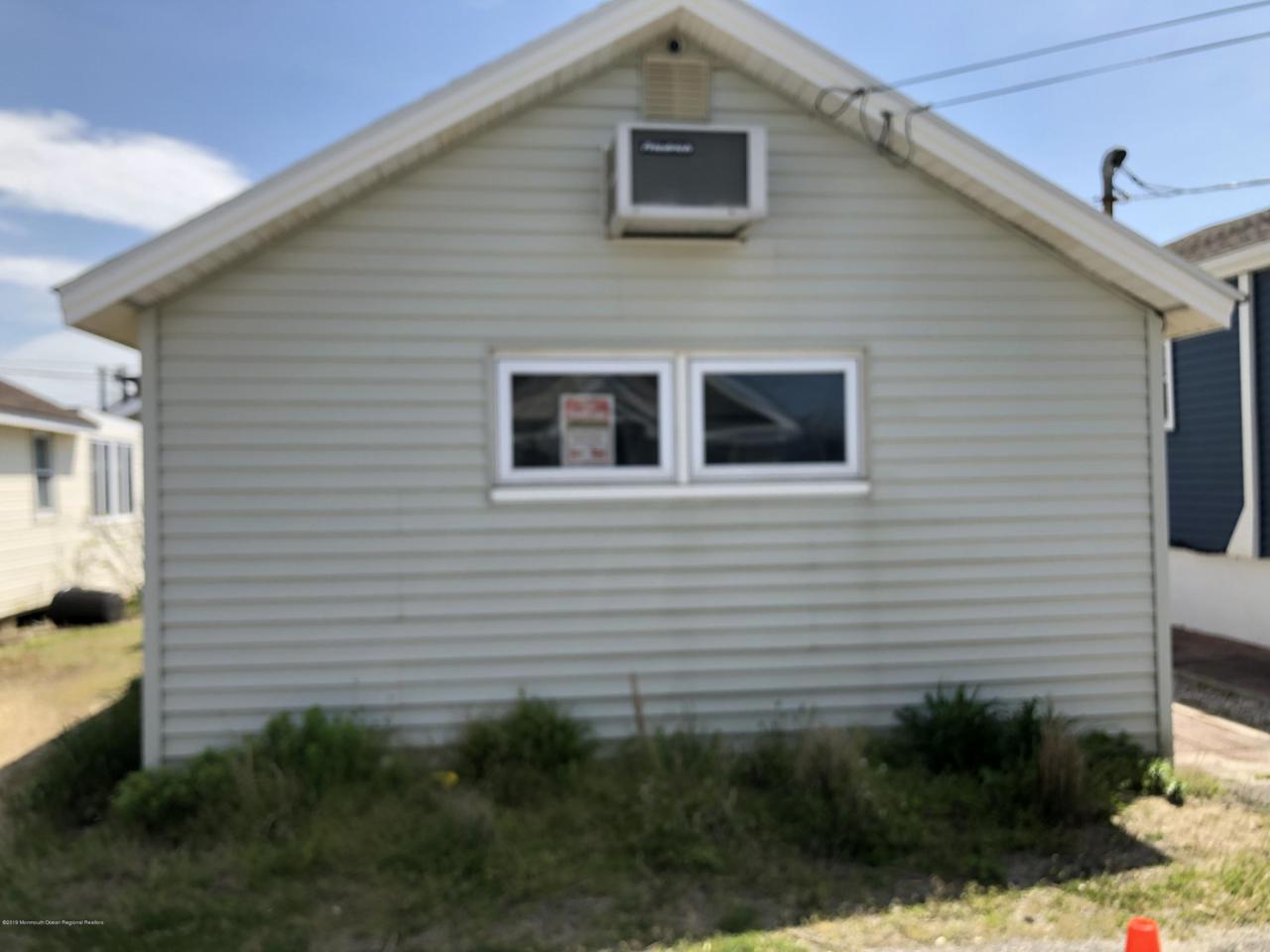 18 2nd Lane - Photo 1