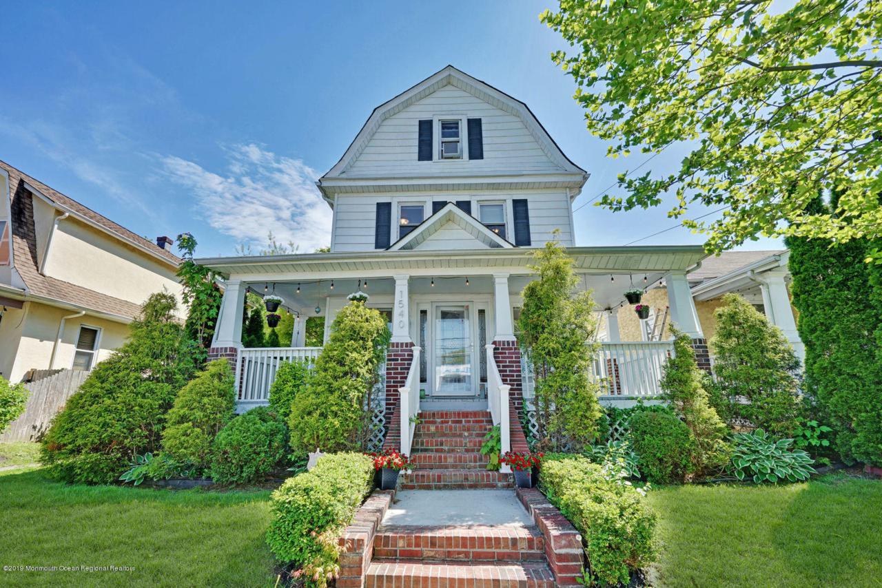 1540 Asbury Avenue - Photo 1
