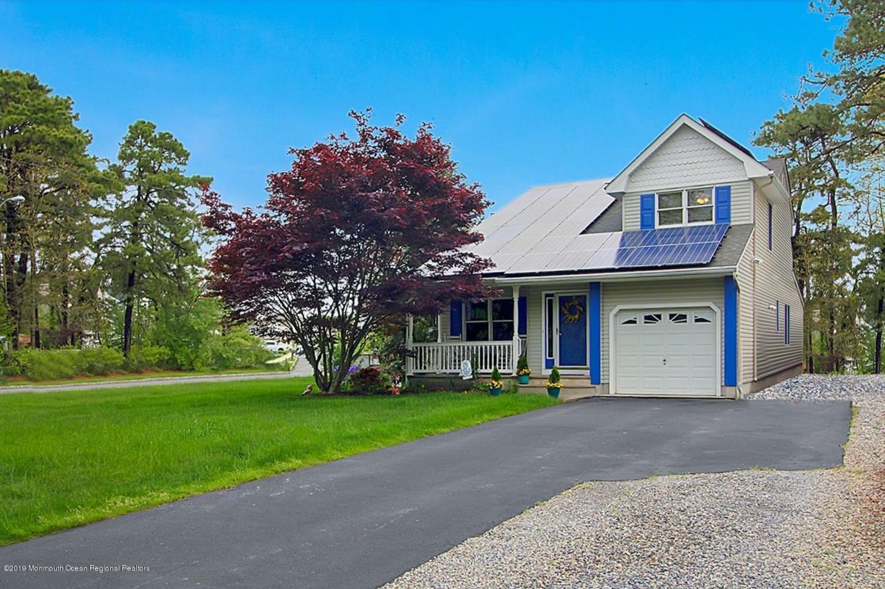 273 Grand Central Parkway - Photo 1