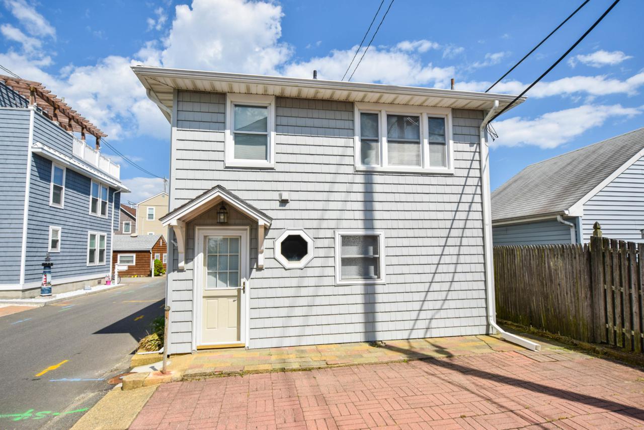 27 Shore Way - Photo 1