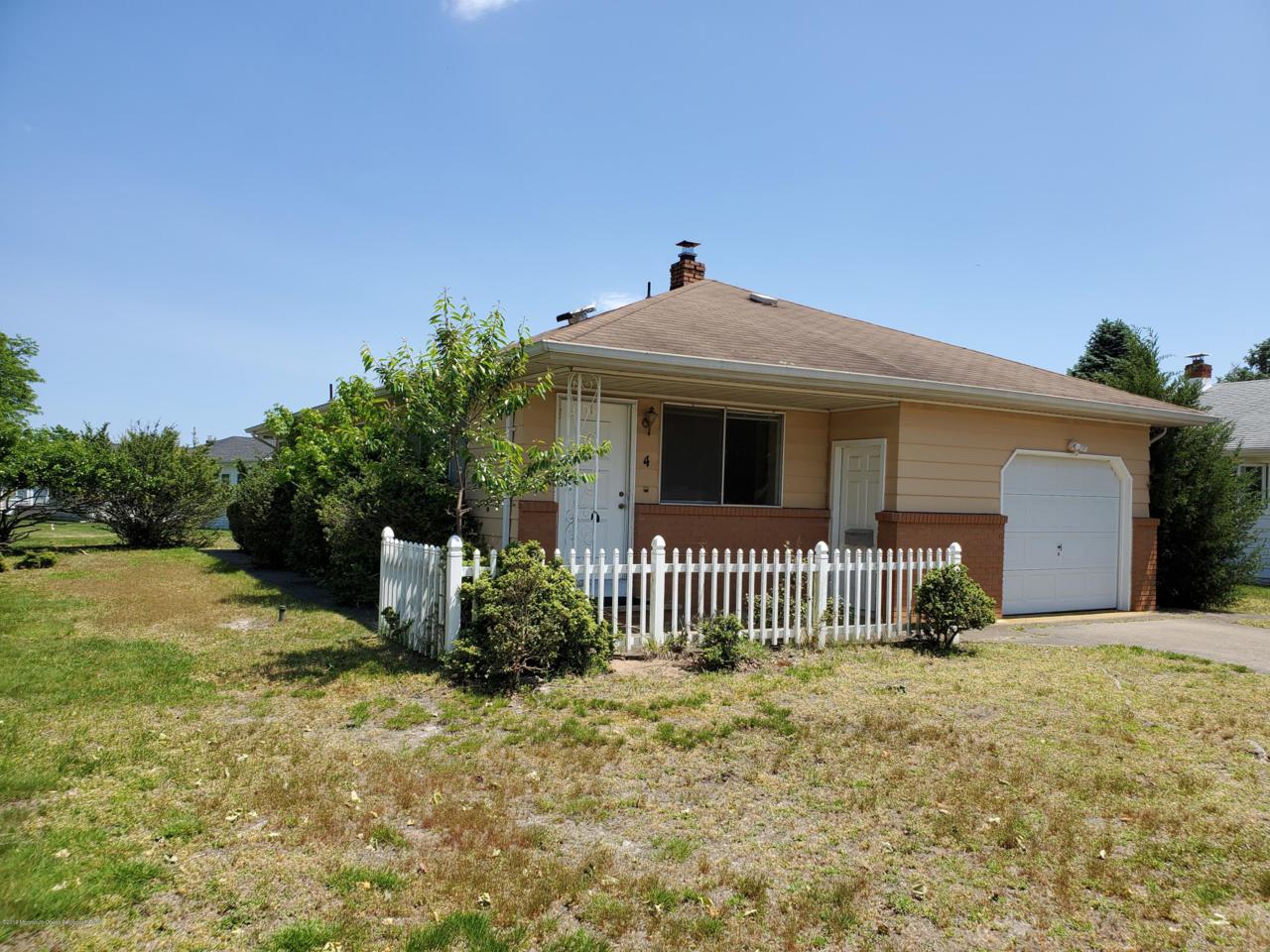 4 Saint Croix Street - Photo 1
