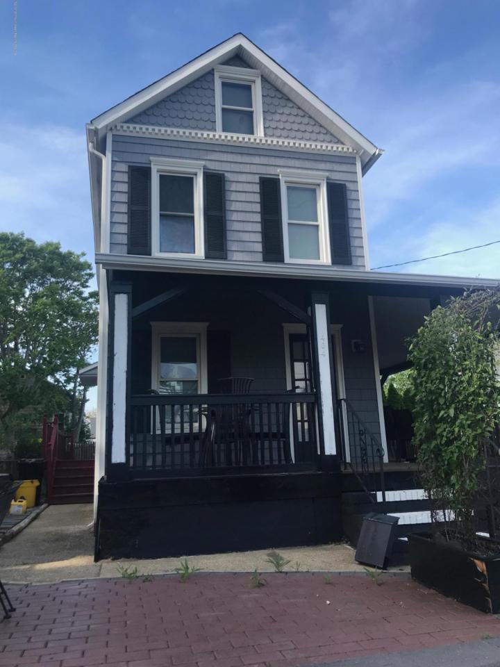 404 Park Place Avenue - Photo 1