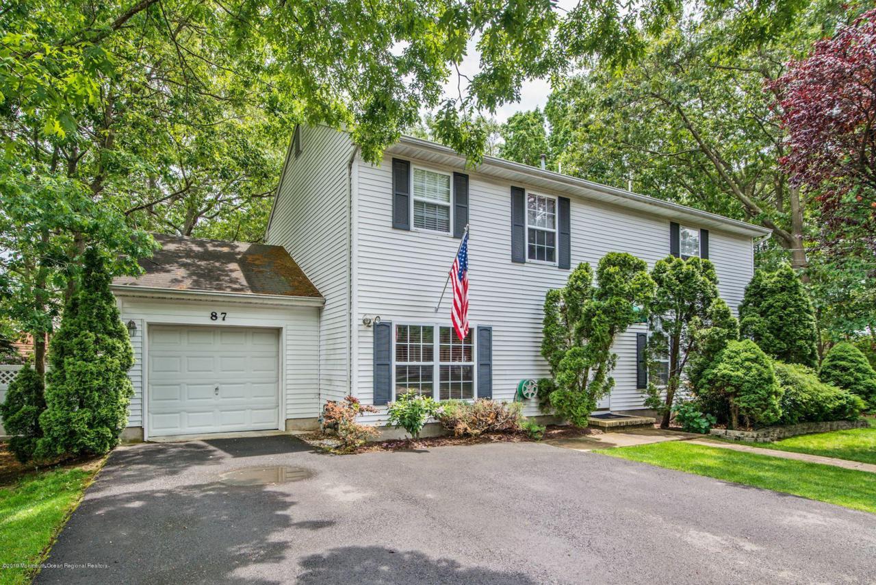 87 Hendrickson Avenue - Photo 1