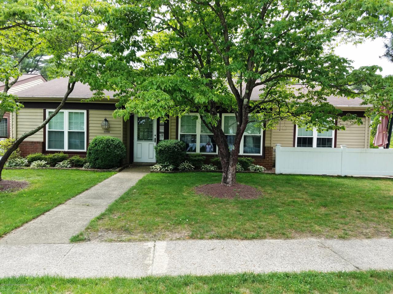 599B Devonshire Lane - Photo 1