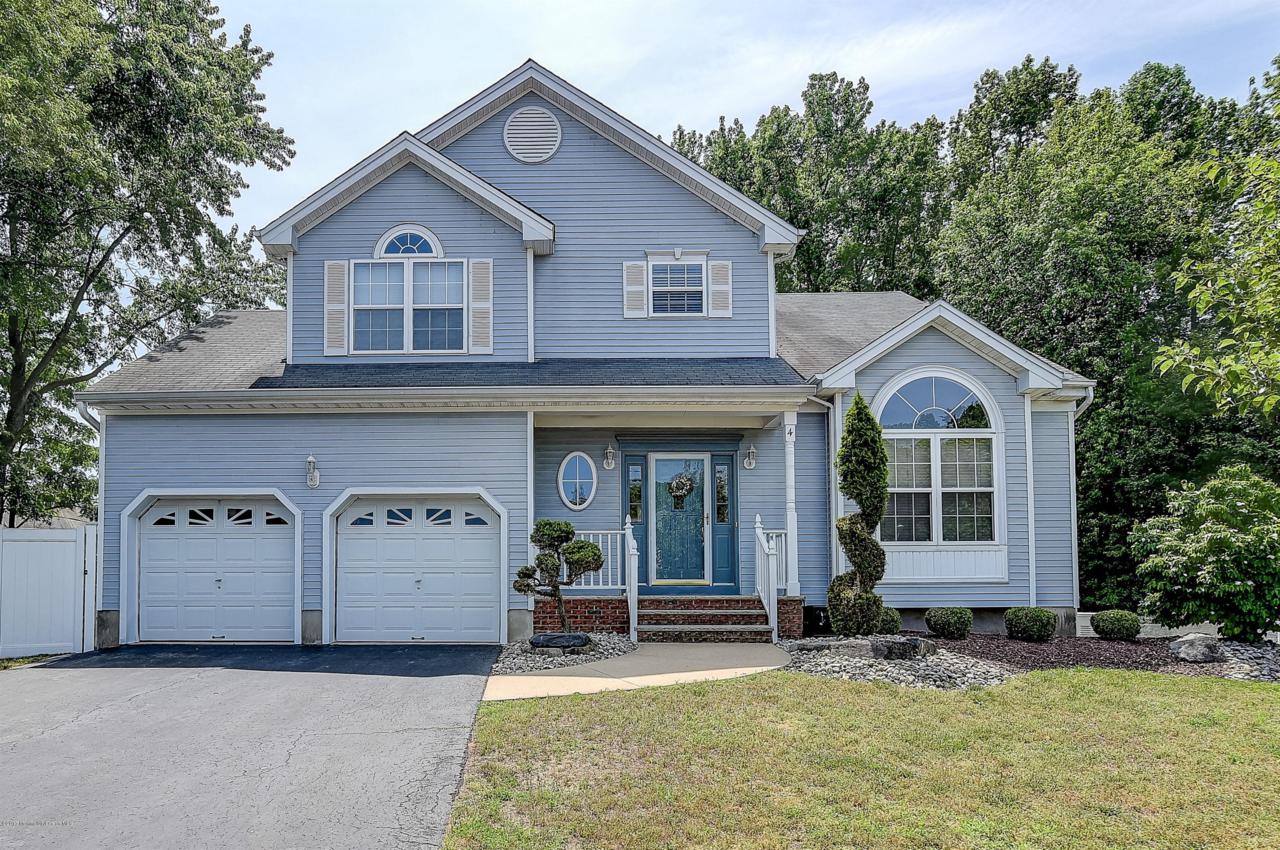 4 Campbell Court - Photo 1
