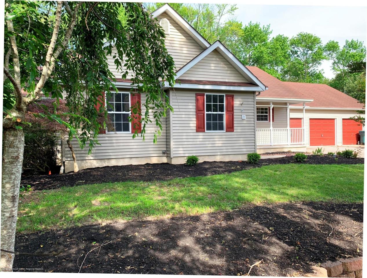 7 Cambridge Court - Photo 1