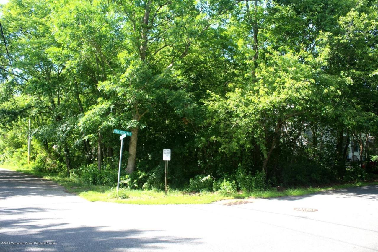 7 Forecastle Way - Photo 1
