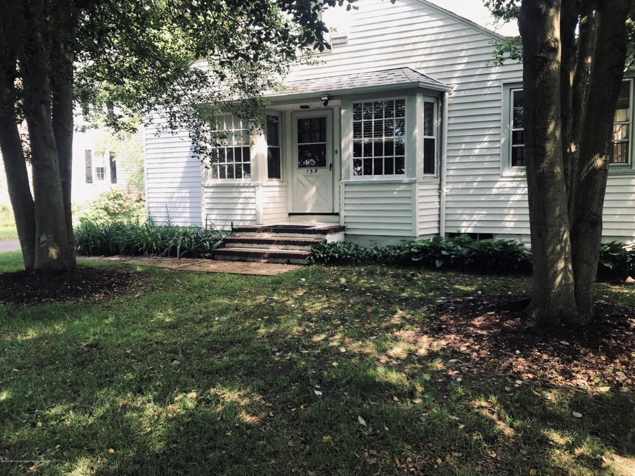 139 Ernst Street - Photo 1