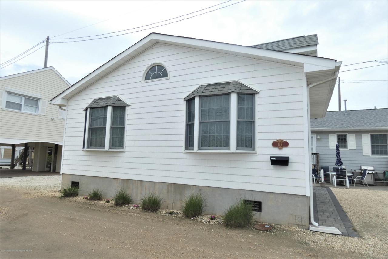 118 Tarpon Way - Photo 1