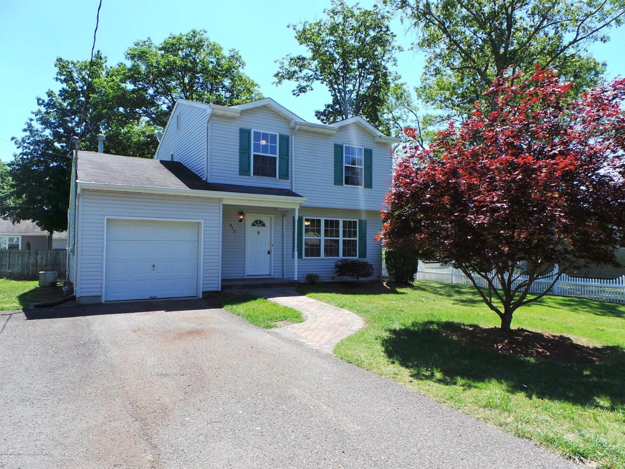 413 Greenwood Lane - Photo 1