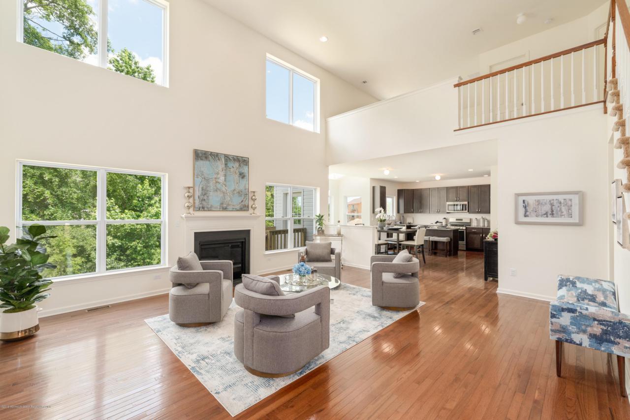 10 Prairie Lane - Photo 1