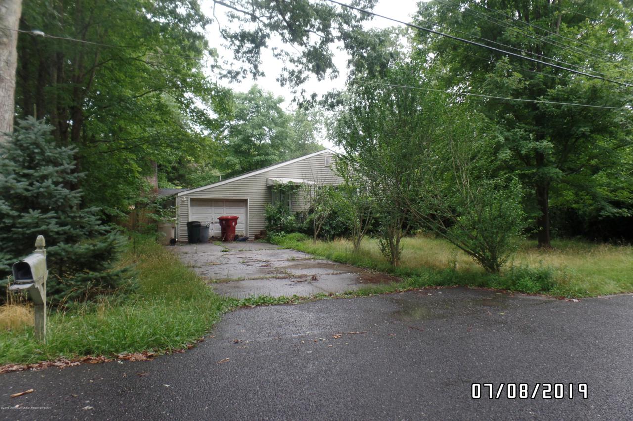 16 Hawk Avenue - Photo 1