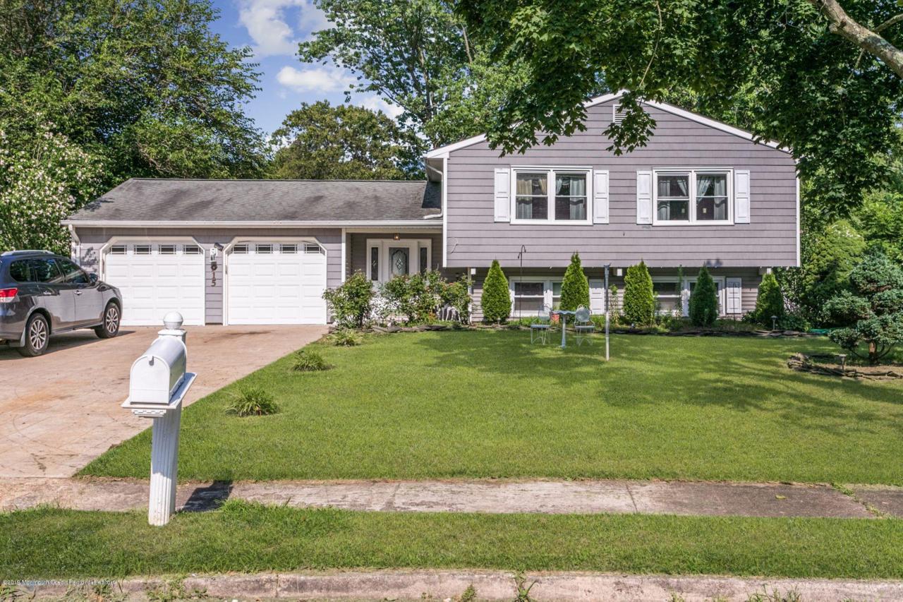 915 Bow Road - Photo 1