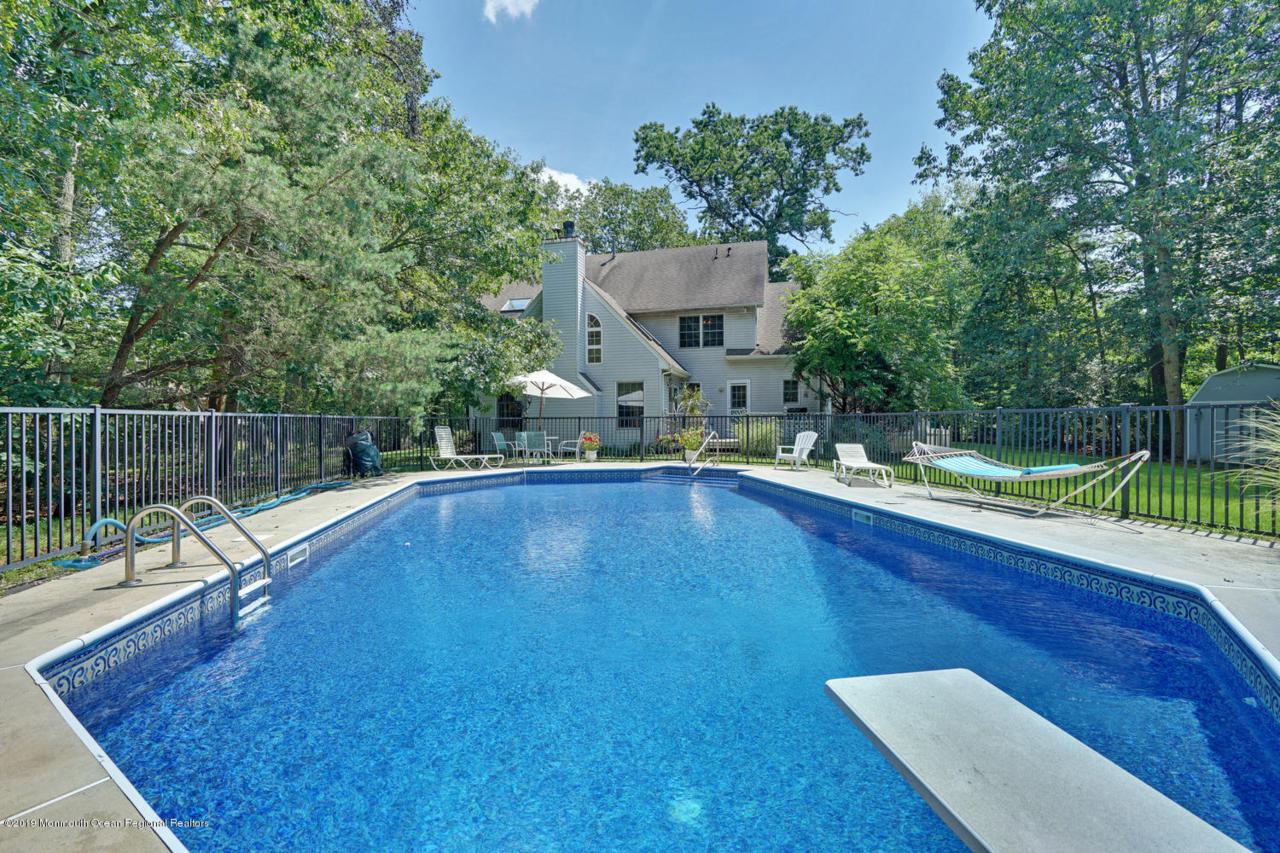 14 Dunhill Road - Photo 1