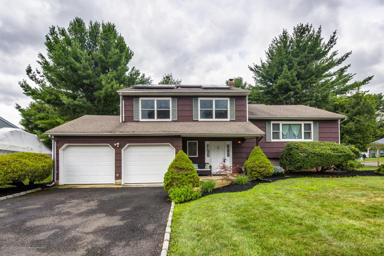 7 Plafsky Drive - Photo 1