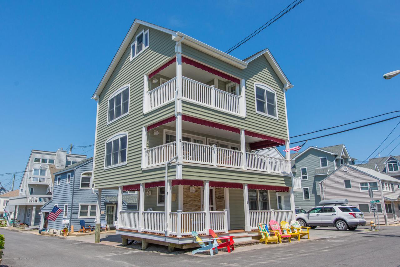 52 Atlantic Way - Photo 1