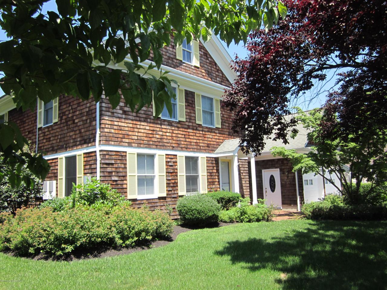 17 Holly Street - Photo 1