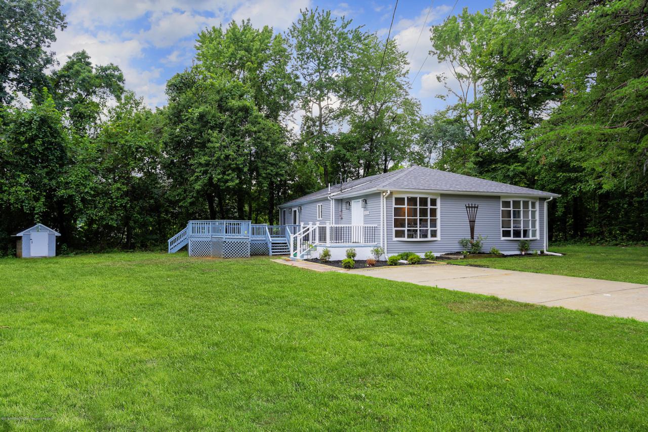 108 Willow Avenue - Photo 1