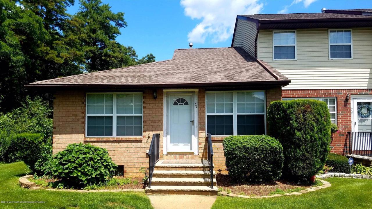77 Valerie Court - Photo 1
