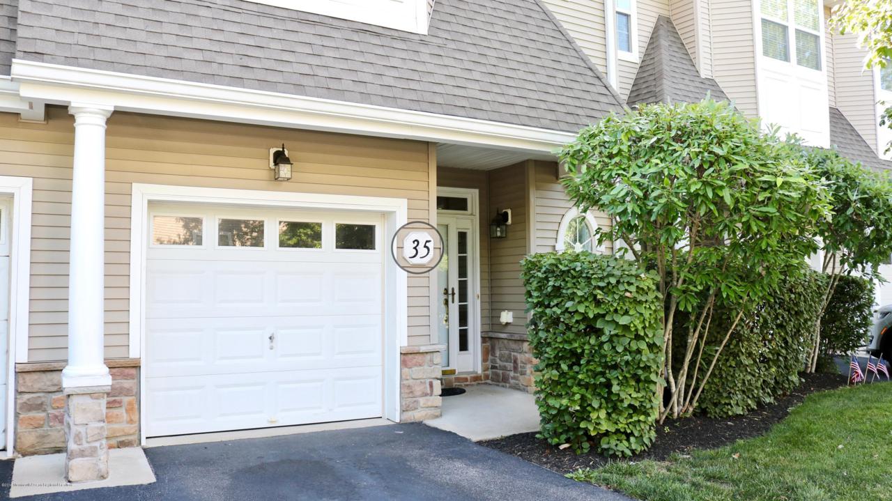 35 Ocean Breeze Court - Photo 1