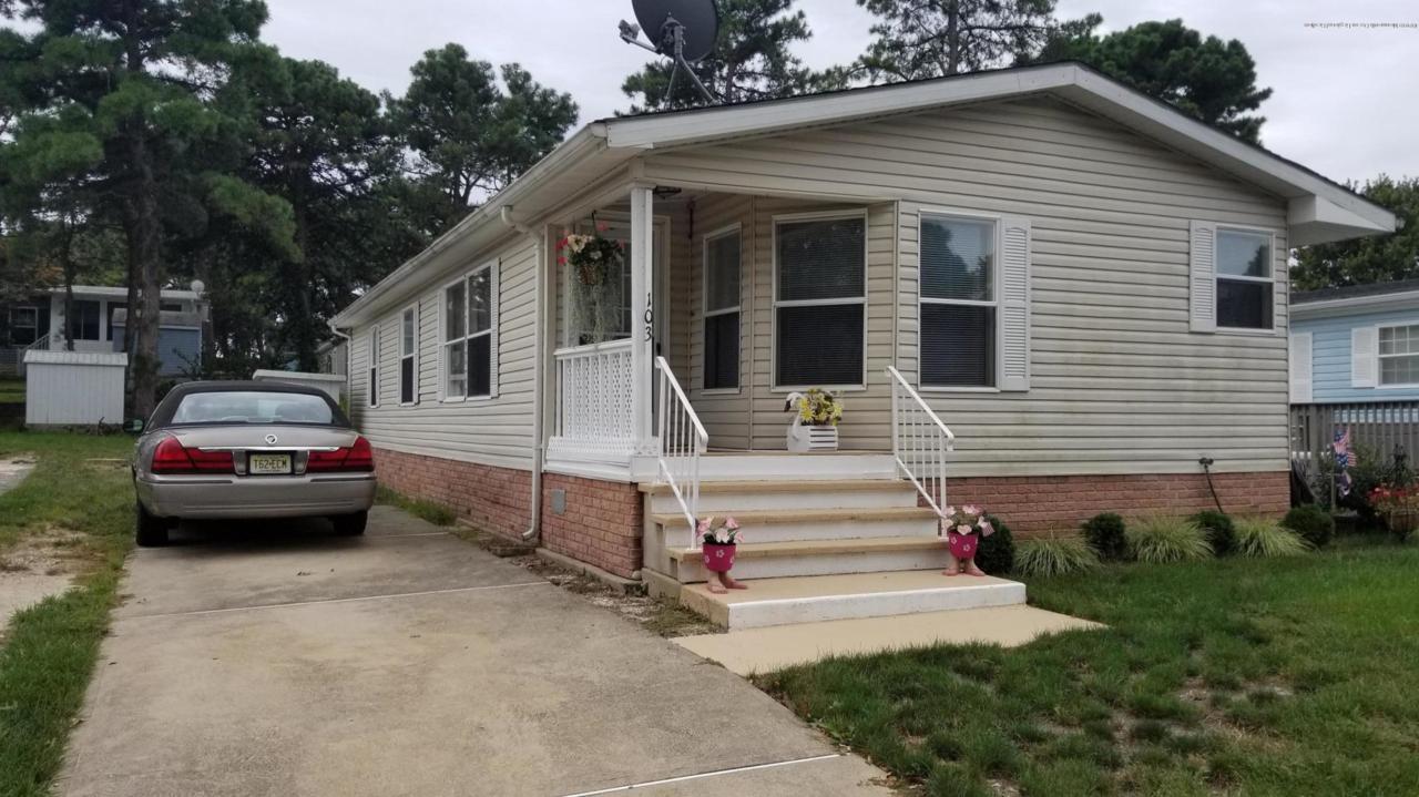103 Briarwood Court - Photo 1