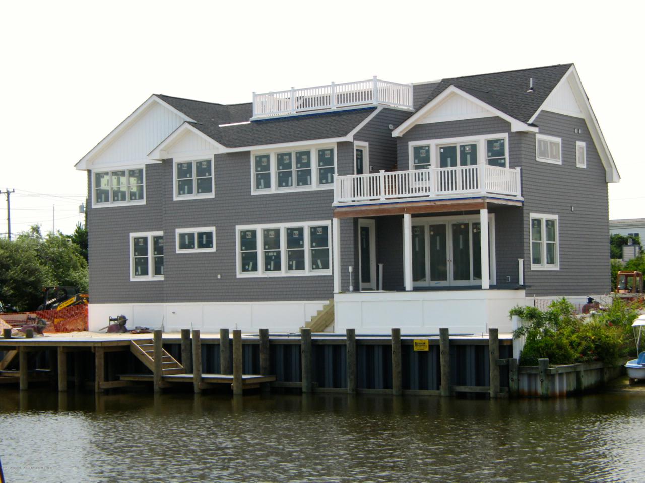 181 Marina Boulevard - Photo 1
