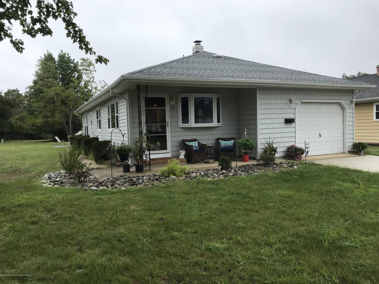 85 Guadeloupe Drive - Photo 1