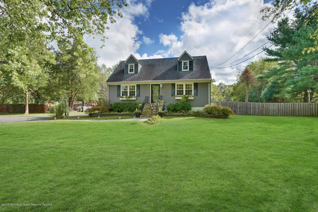 49 Evergreen Drive - Photo 1
