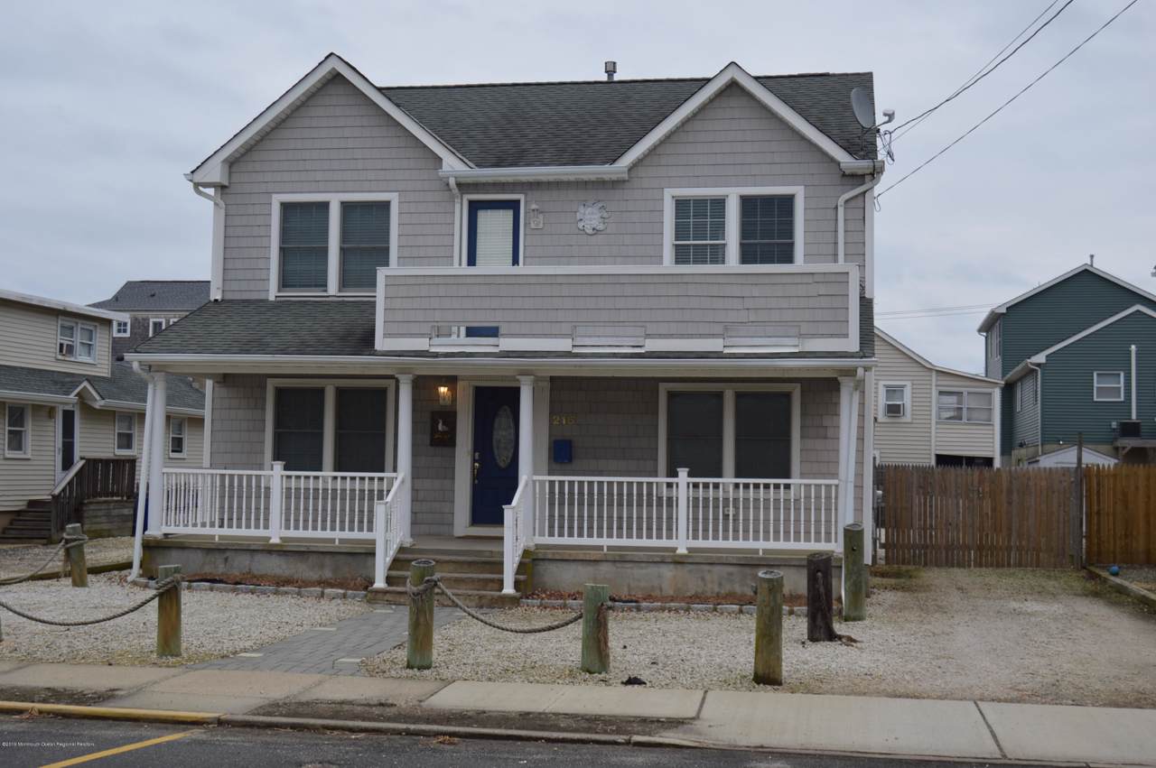 216 4th Avenue - Photo 1