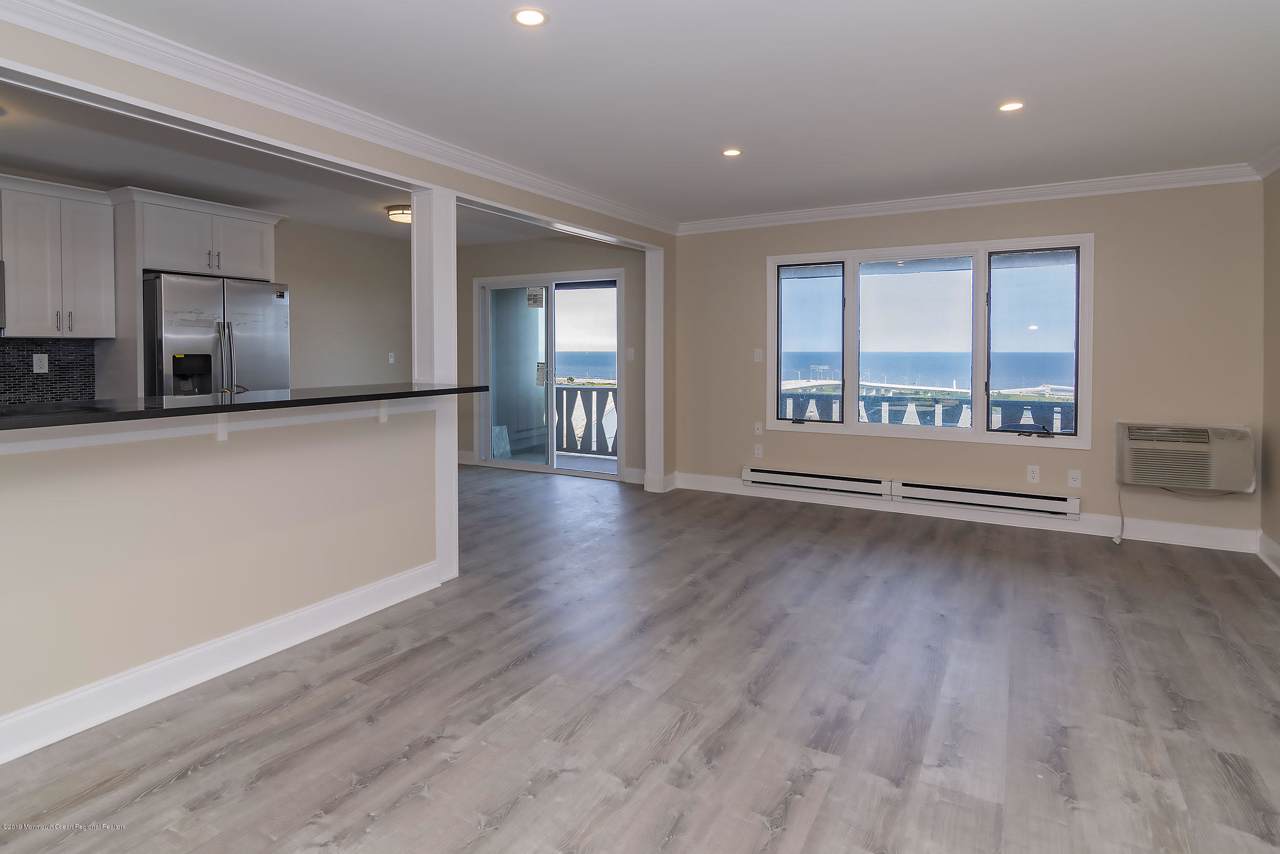 E-8 Hillside Court - Photo 1
