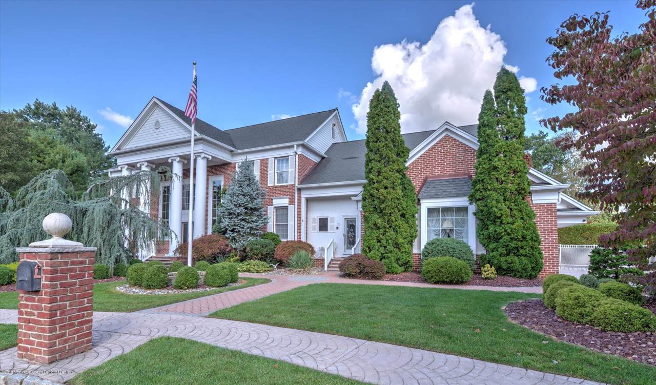11 Locklin Court - Photo 1