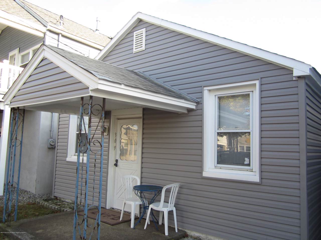 309 Sampson Avenue - Photo 1