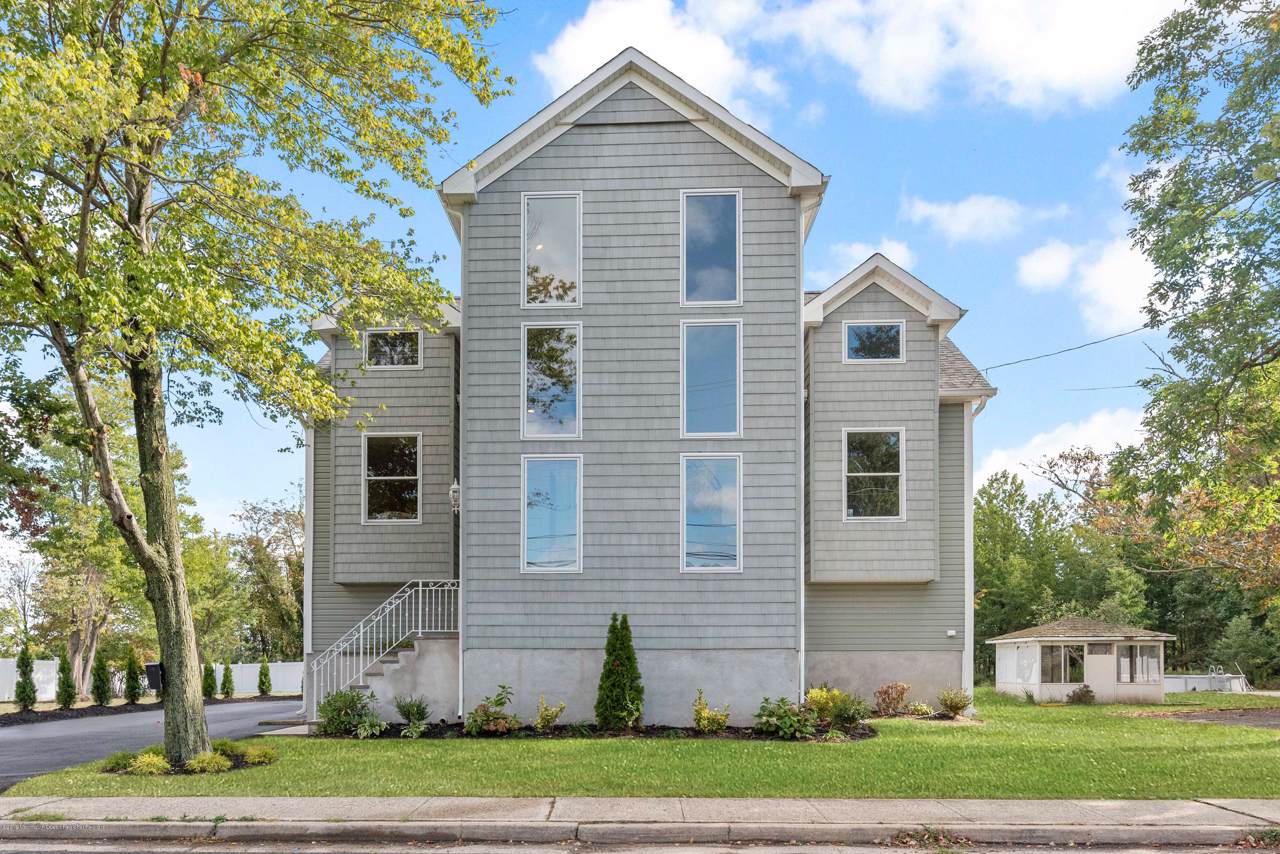646 Bray Avenue - Photo 1