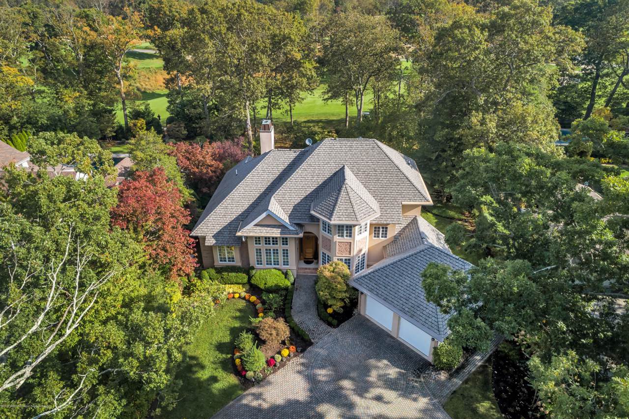 632 Oceanview Road - Photo 1