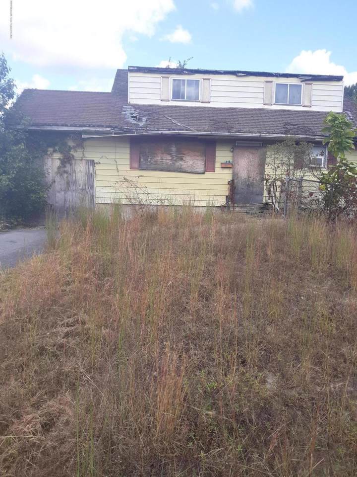 30 Oakwood Drive - Photo 1