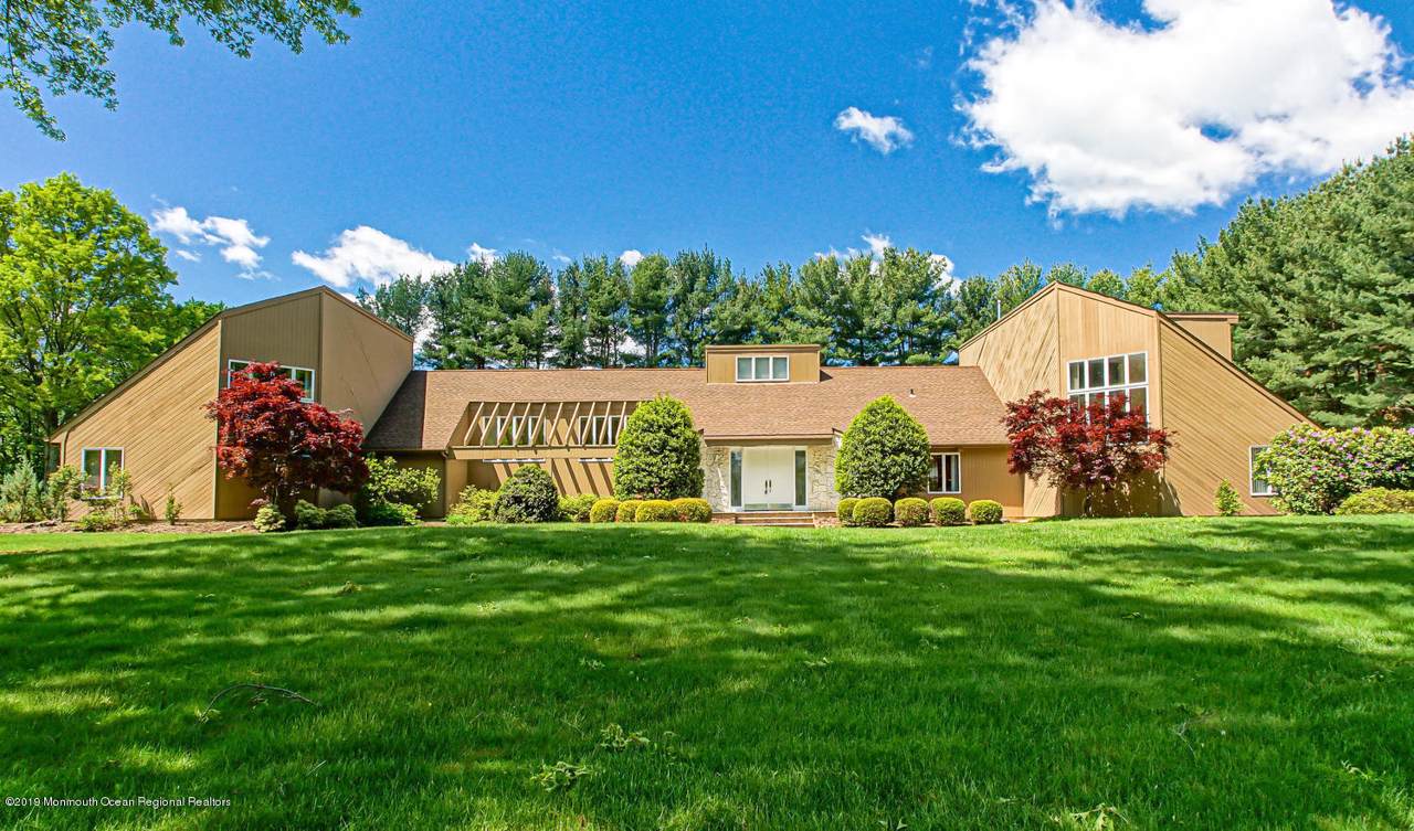 28 Ladwood Drive - Photo 1